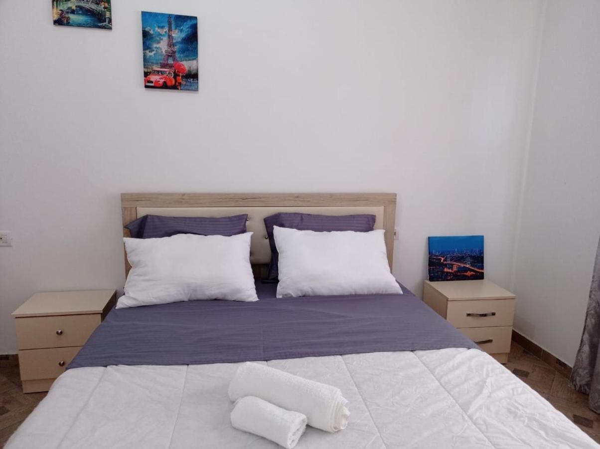 Lungomare Holiday Apartments ดูร์เรส ภายนอก รูปภาพ