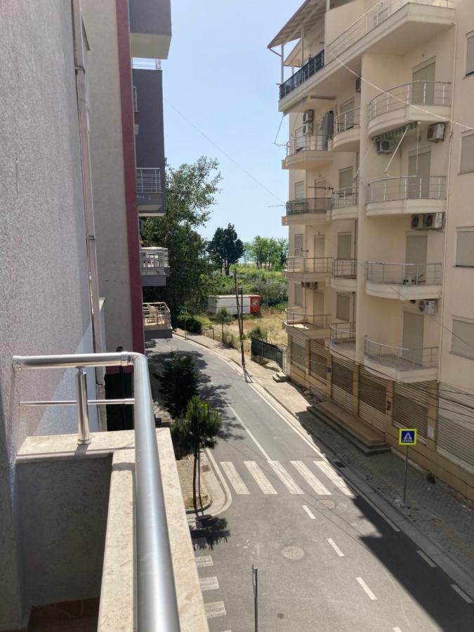 Lungomare Holiday Apartments ดูร์เรส ภายนอก รูปภาพ