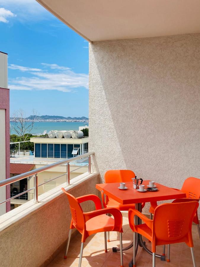Lungomare Holiday Apartments ดูร์เรส ภายนอก รูปภาพ