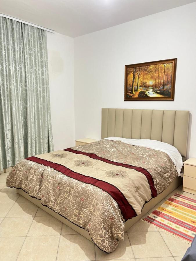Lungomare Holiday Apartments ดูร์เรส ภายนอก รูปภาพ