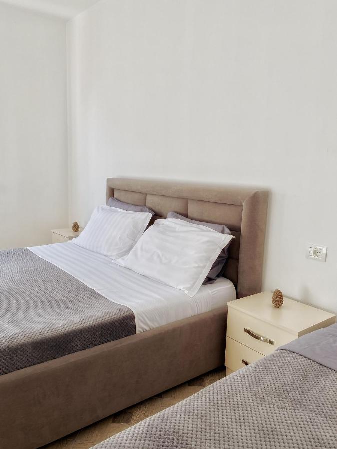 Lungomare Holiday Apartments ดูร์เรส ภายนอก รูปภาพ